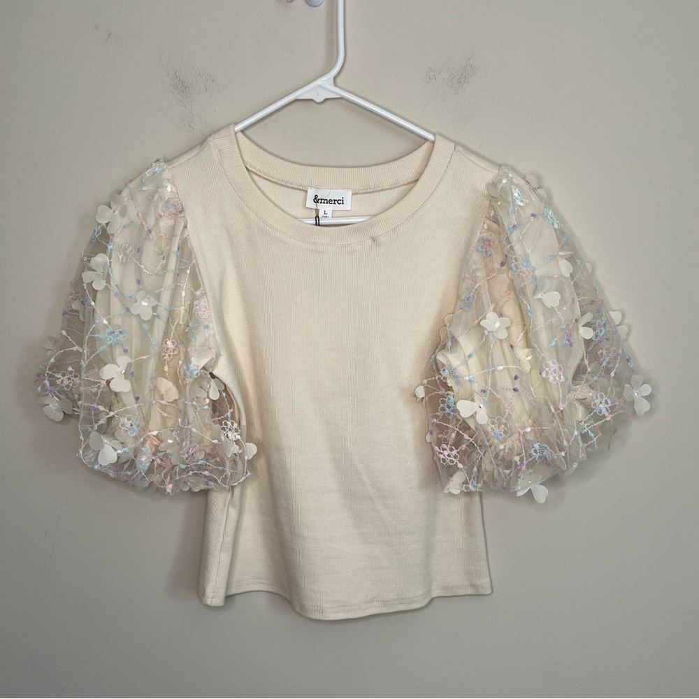 NWT &Merci Puff Sleeve Top Size Large (Fits like Medium) - Picture 3 of 11